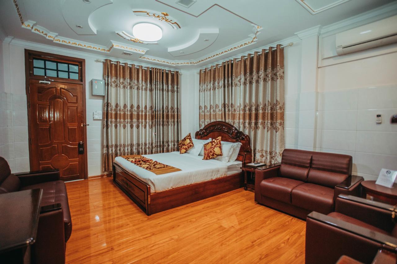 Amber Palace Hotel Myitkyinā Exterior foto